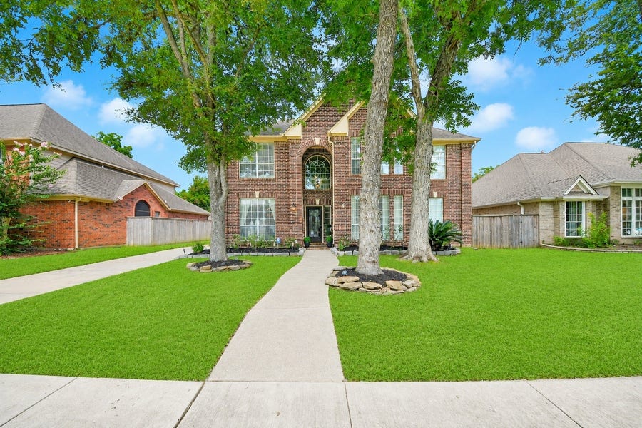 Property photo for 1123 Glendale Drive, Sugar Land, TX