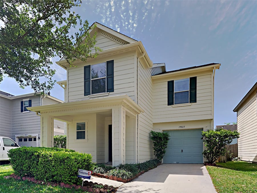 Property photo for 19023 Remington Park Drive, Houston, TX