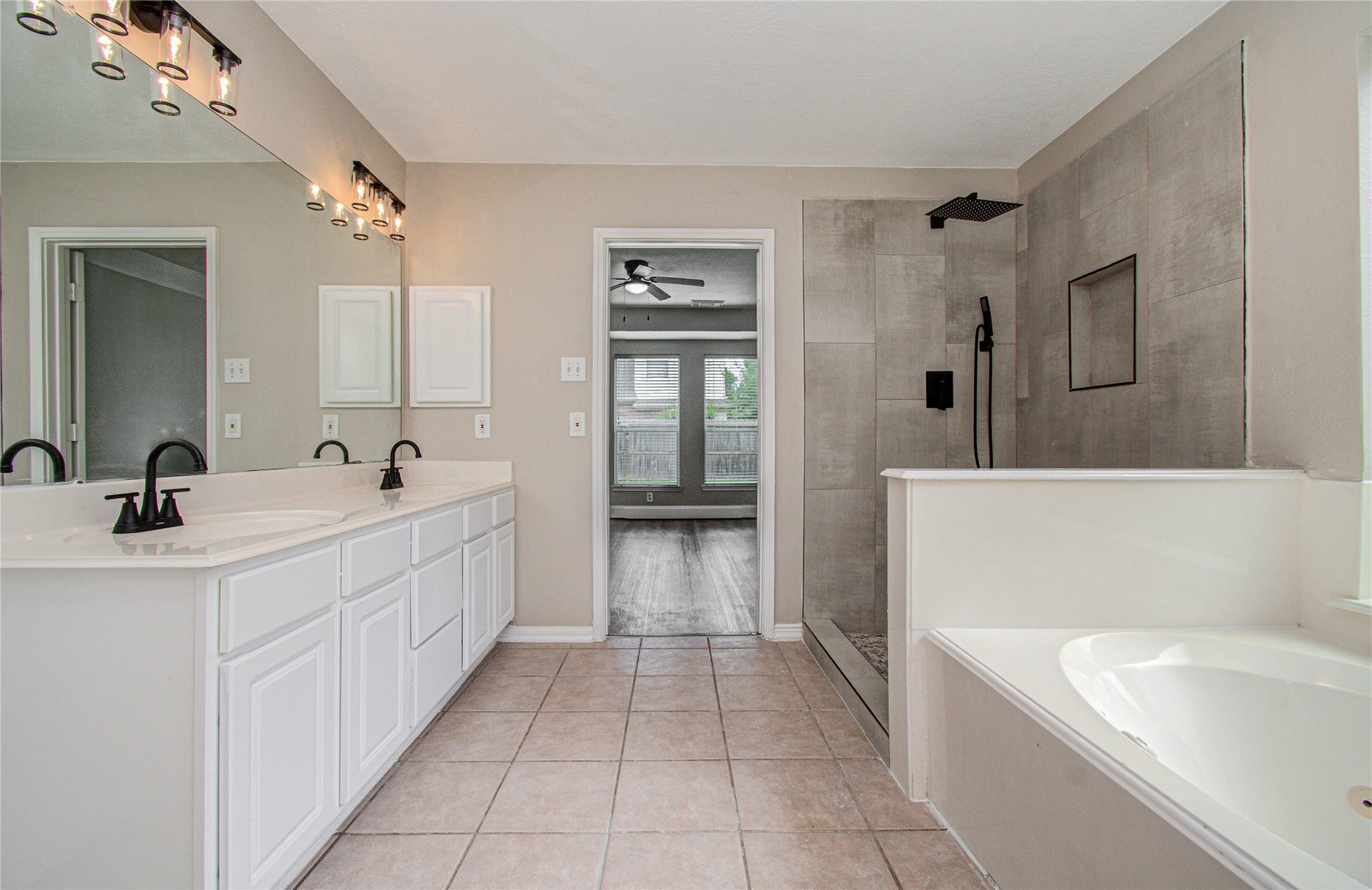 6801 Paigetree Lane, Pearland, TX 77584 6801 Paigetree Lane, Pearland, TX 77584