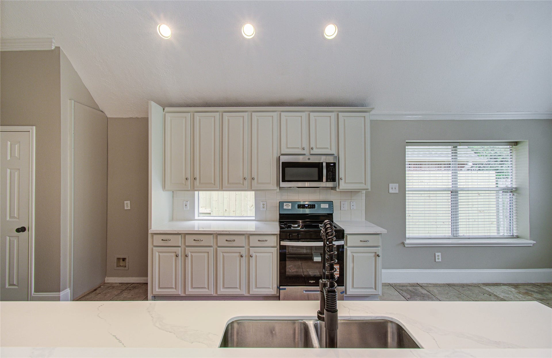 6801 Paigetree Lane, Pearland, TX 77584 6801 Paigetree Lane, Pearland, TX 77584