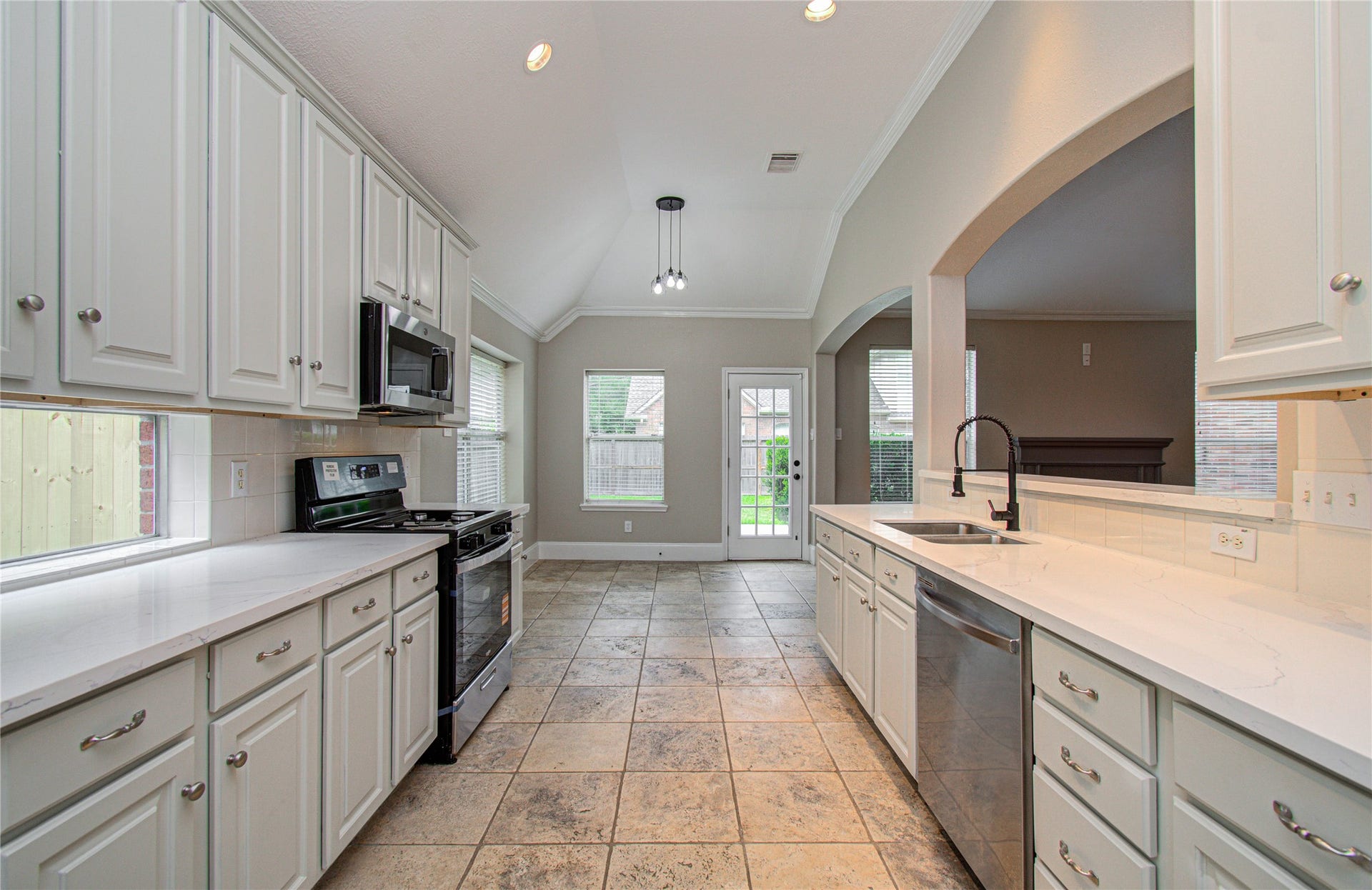 6801 Paigetree Lane, Pearland, TX 77584 6801 Paigetree Lane, Pearland, TX 77584