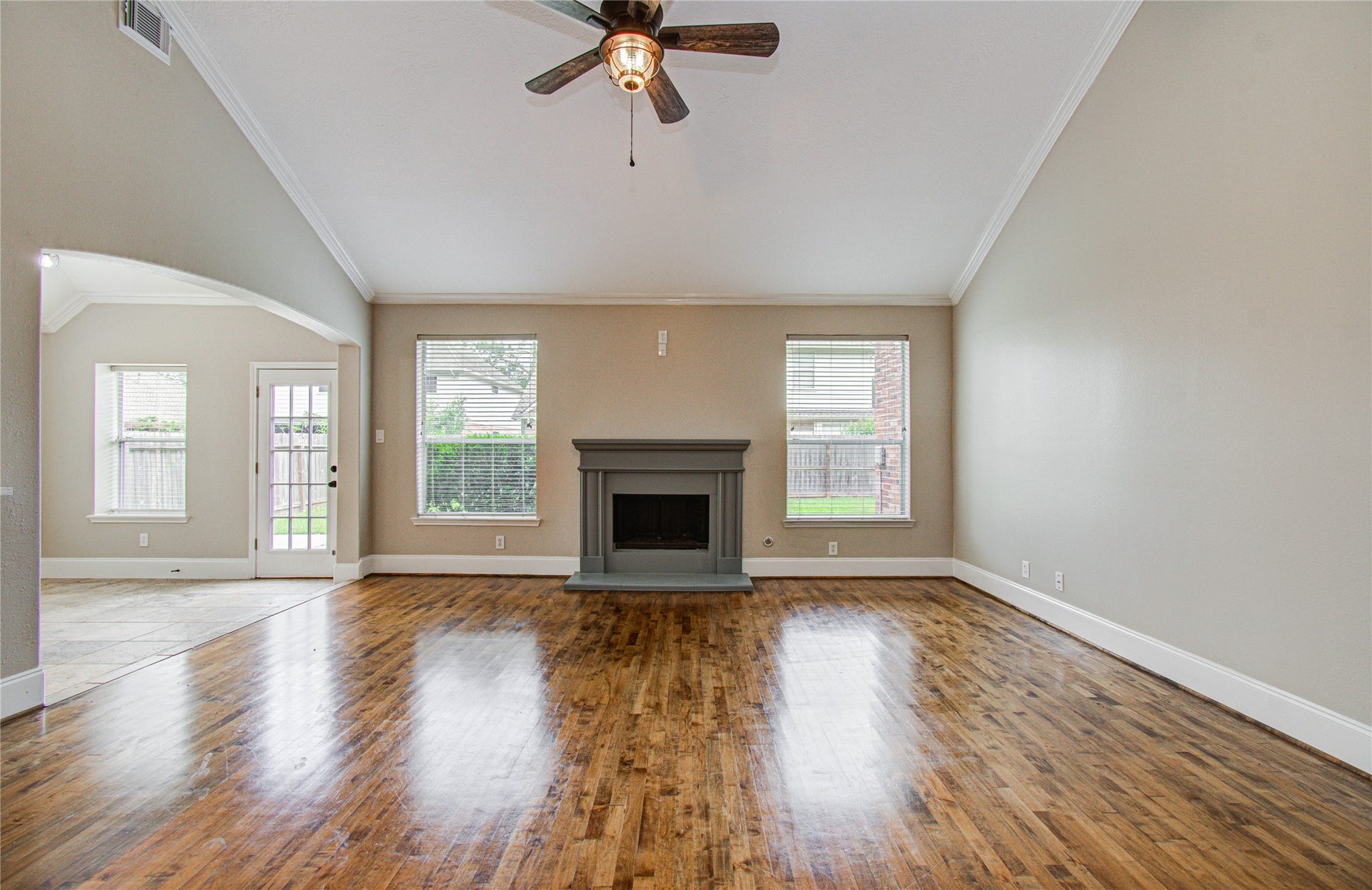 6801 Paigetree Lane, Pearland, TX 77584 6801 Paigetree Lane, Pearland, TX 77584