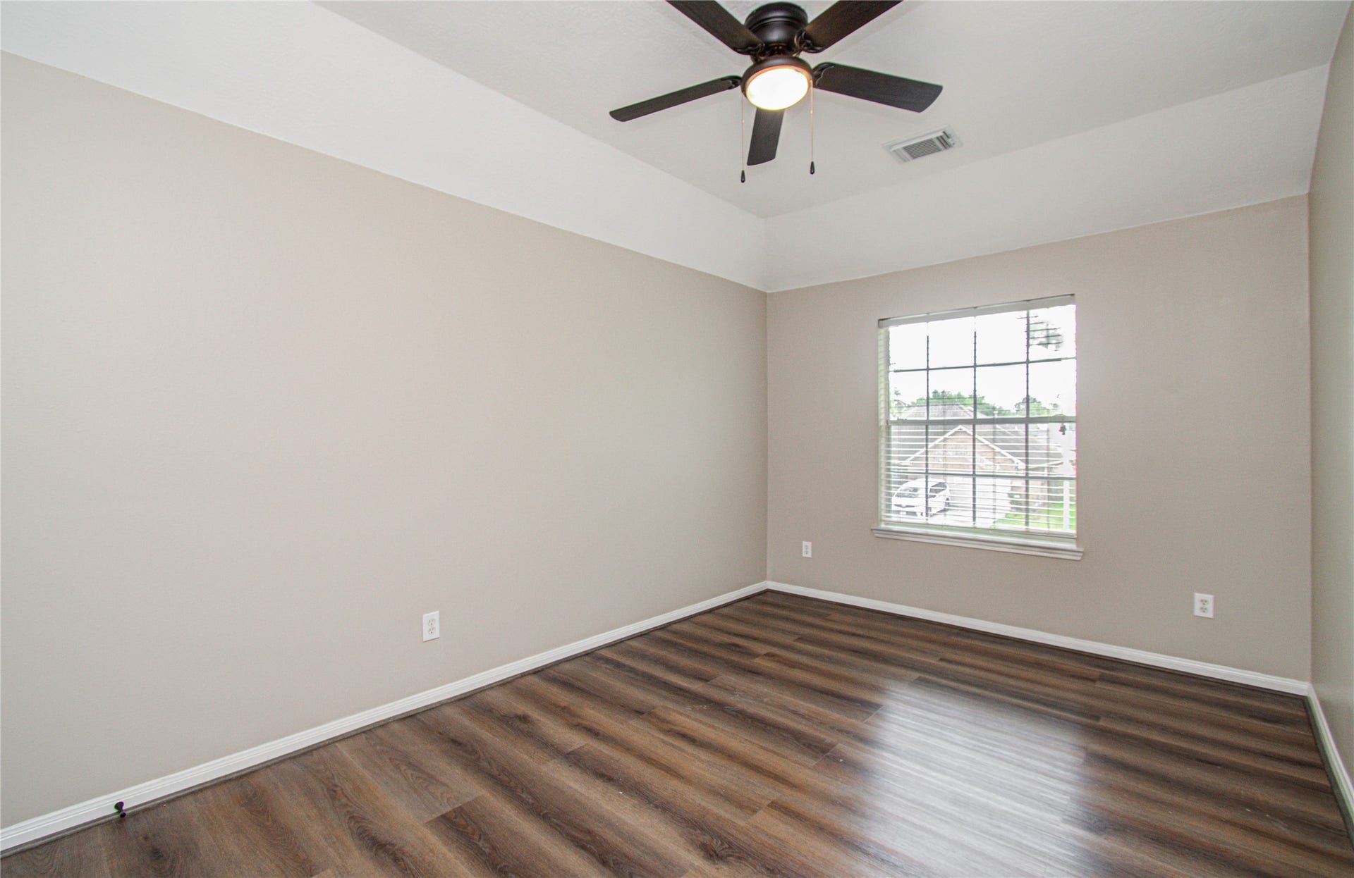 6801 Paigetree Lane, Pearland, TX 77584 6801 Paigetree Lane, Pearland, TX 77584