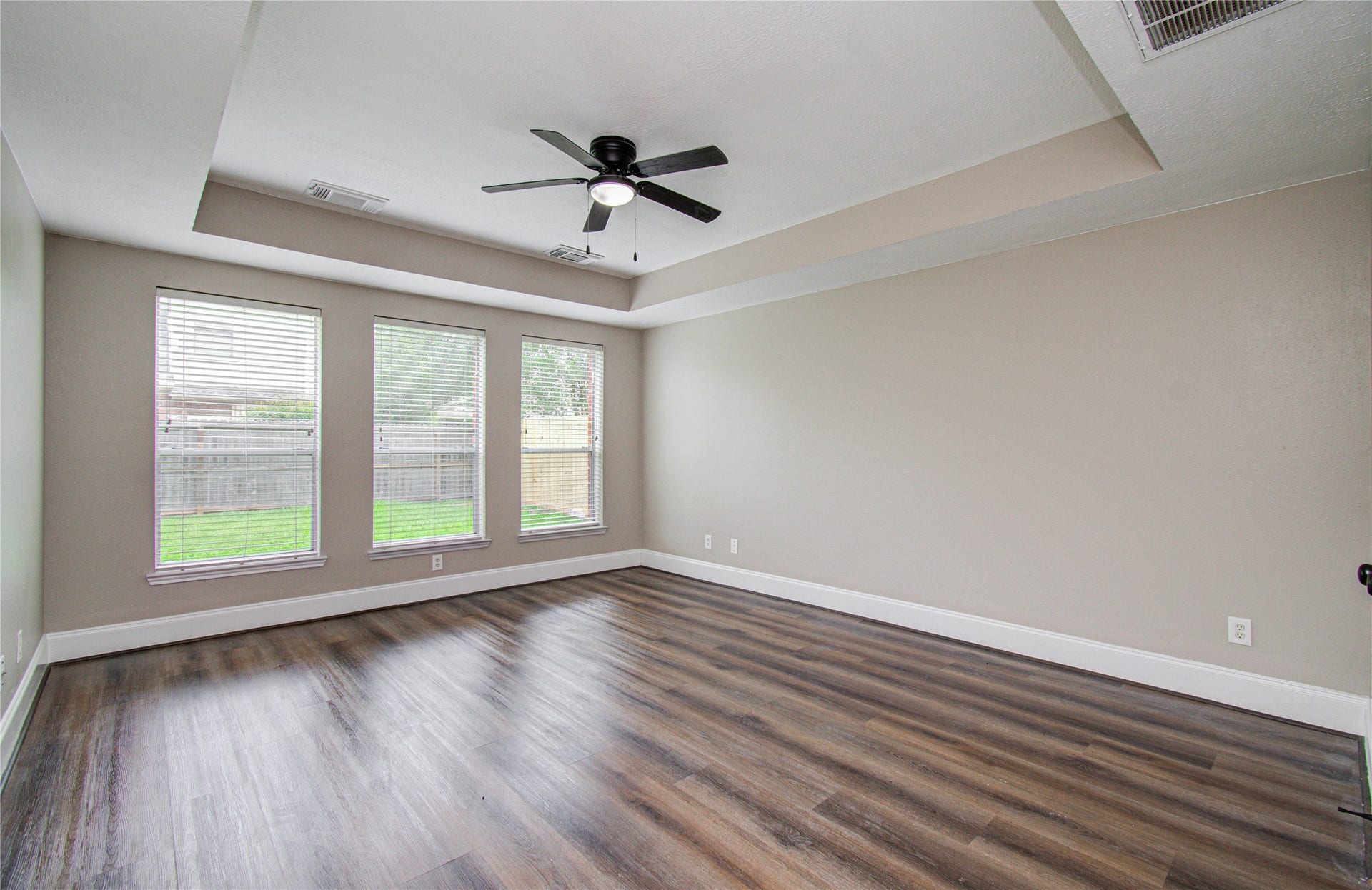 6801 Paigetree Lane, Pearland, TX 77584 6801 Paigetree Lane, Pearland, TX 77584