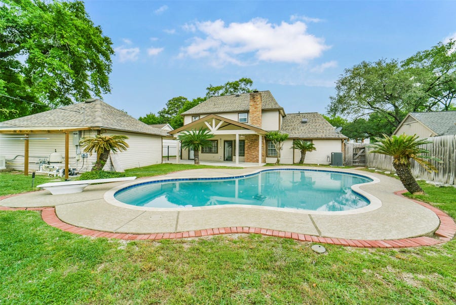 Property photo for 1423 Ash Meadow Drive, Houston, TX
