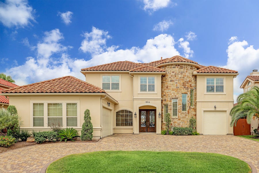 Property photo for 1914 MYSTIC ARBOR Lane, Houston, TX