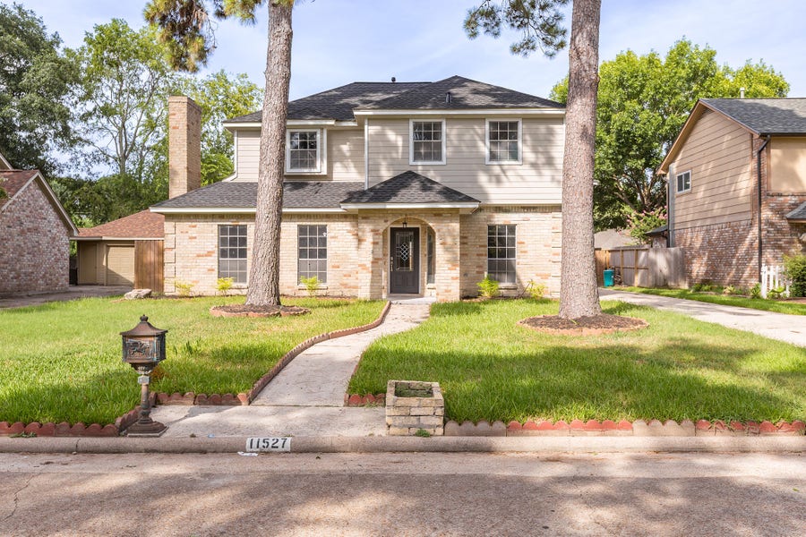 Property photo for 11527 Corola Trail Drive, Houston, TX