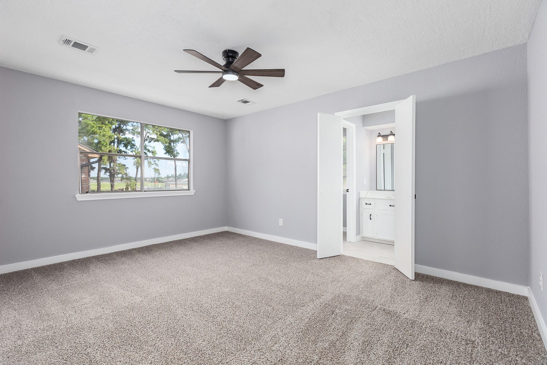 11527 Corola Trail Drive, Houston, TX 77066