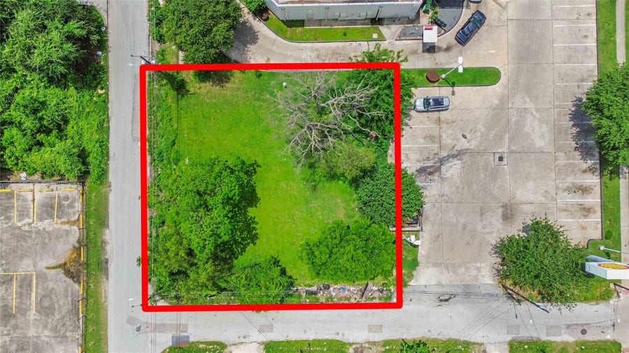 Property photo for 3495 Des Chaumes Street, Houston, TX
