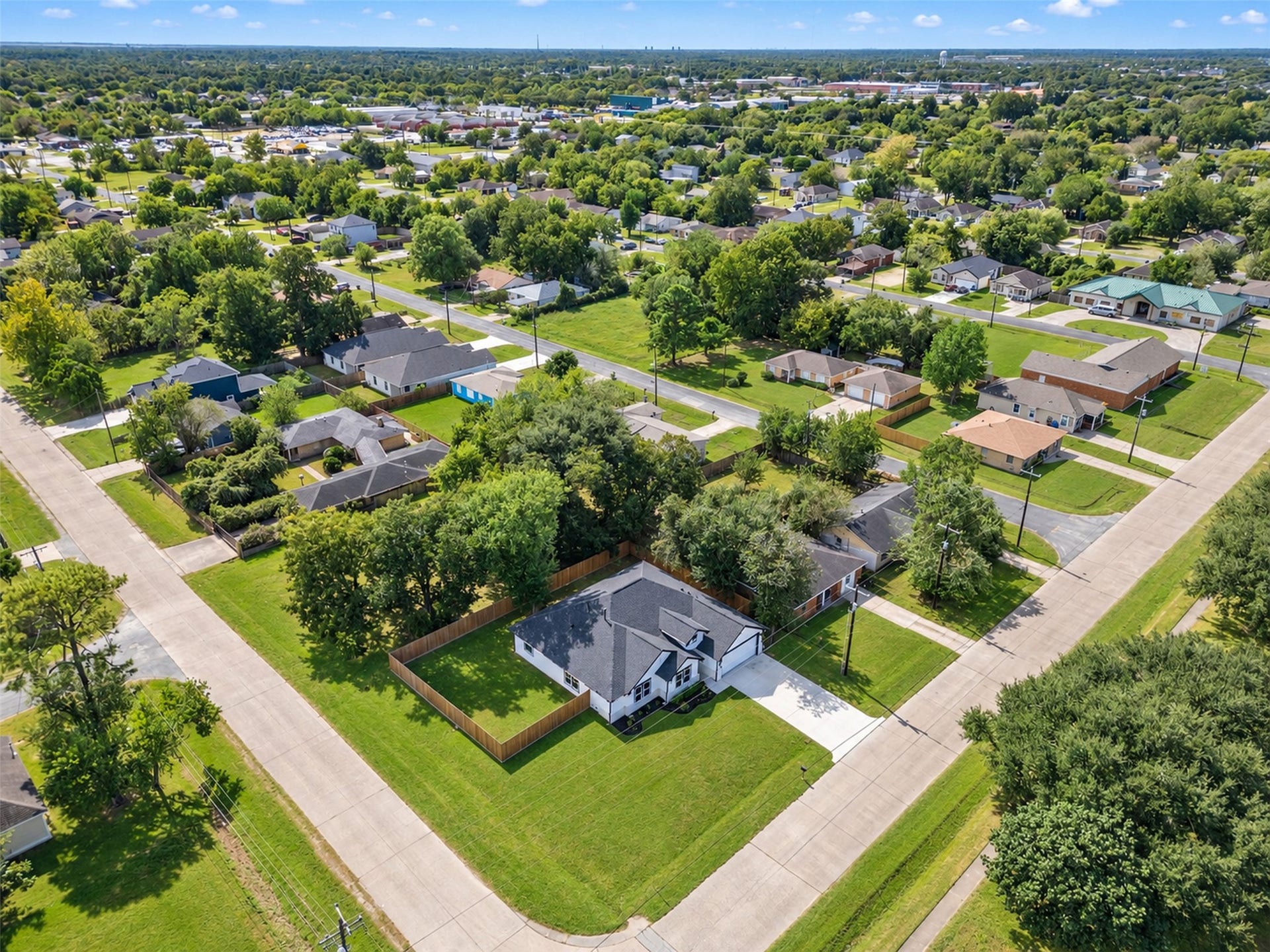 6405 Carver Avenue, Texas City, TX 77591