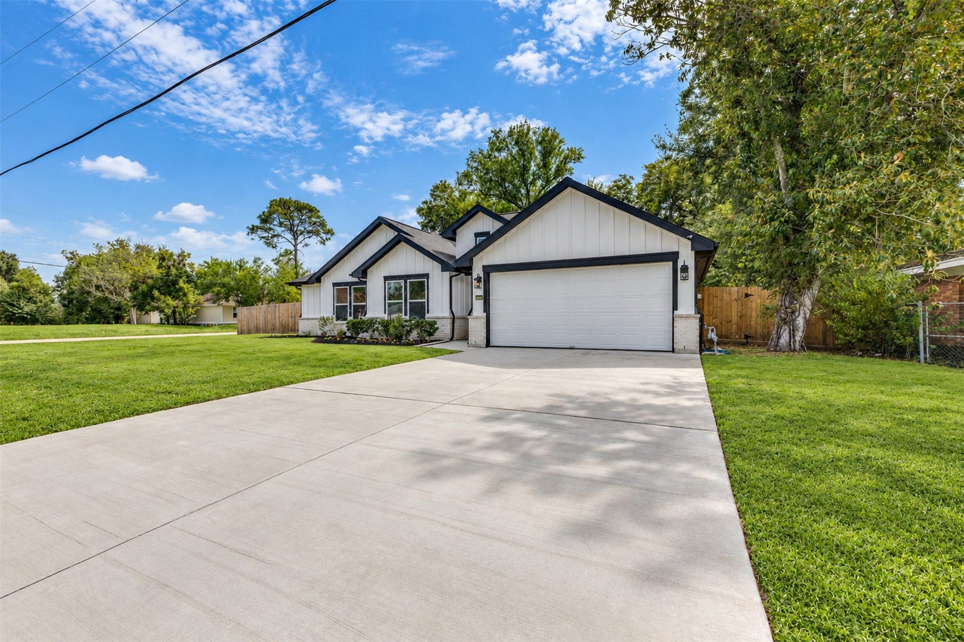 6405 Carver Avenue, Texas City, TX 77591