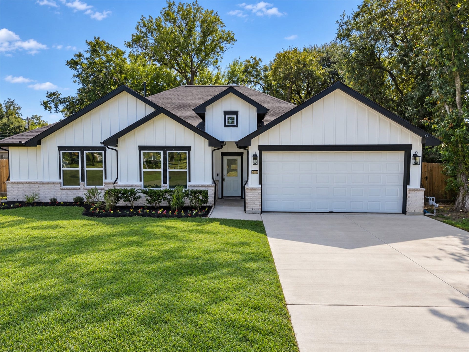 6405 Carver Avenue, Texas City, TX 77591