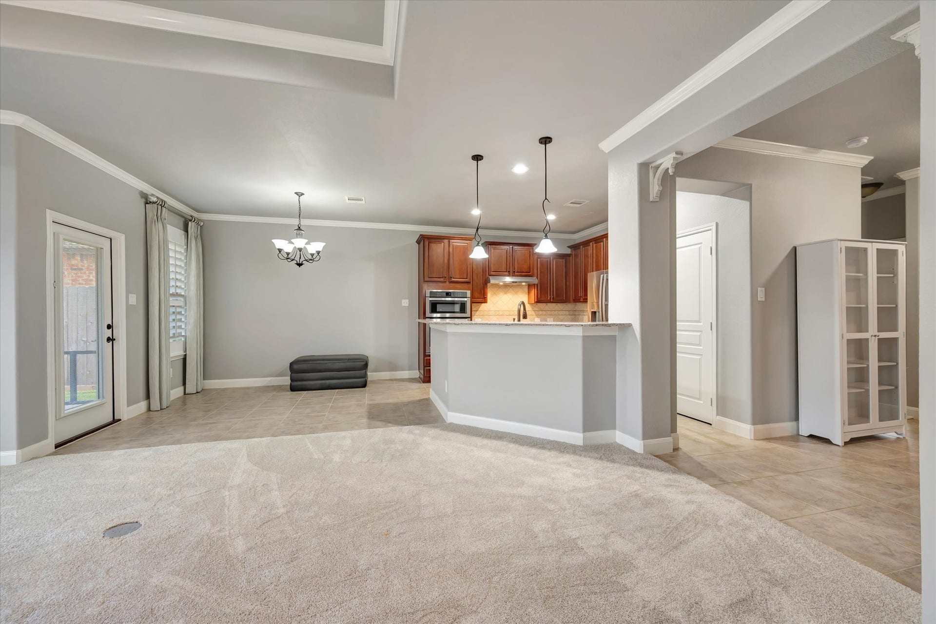1541 Tuscan Village Drive, League City, TX 77573 1541 Tuscan Village Drive, League City, TX 77573