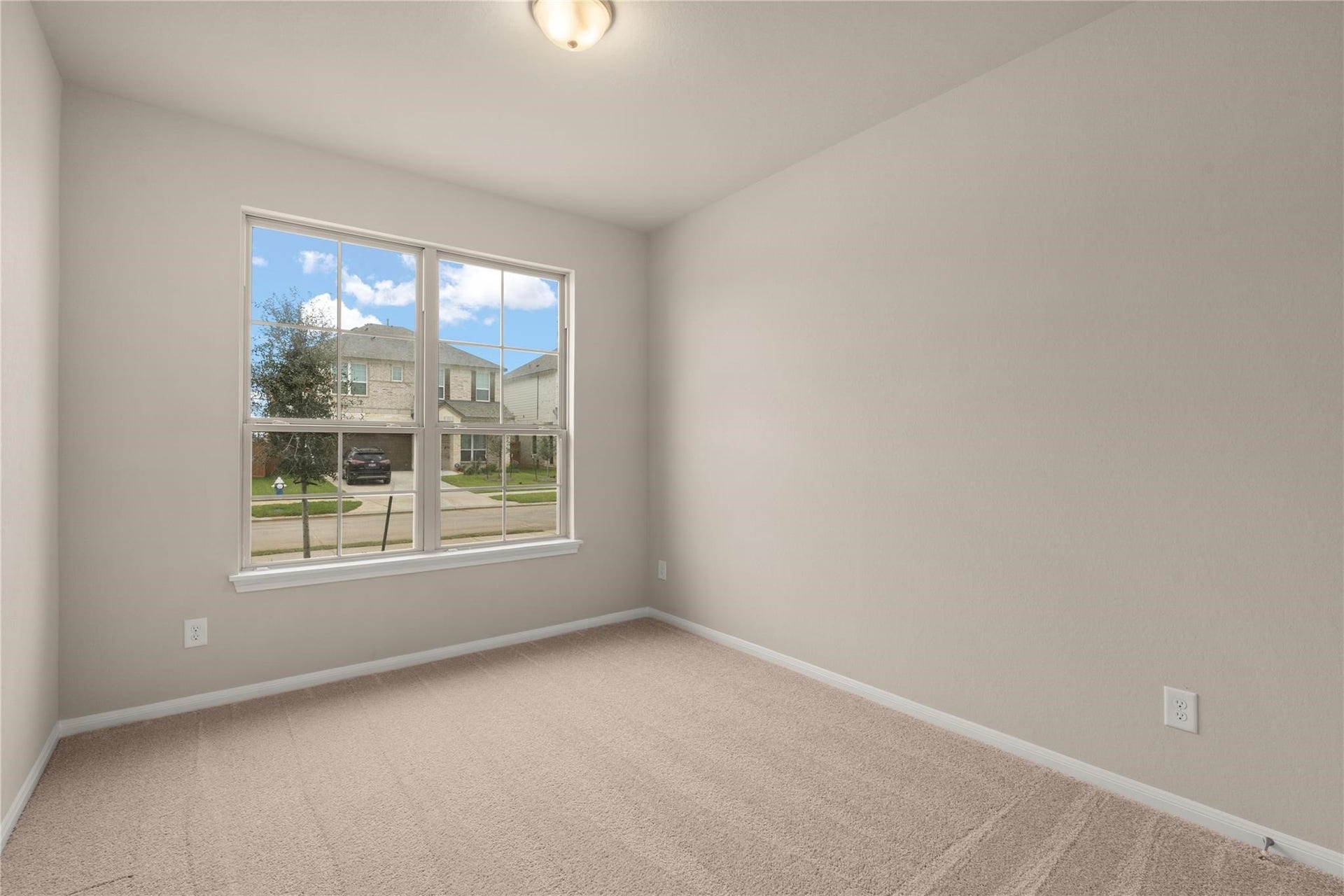2459 Solaris Bend Drive, Katy, TX 77493 Your secondary bedroom features plush carpet, fresh paint, closet, and a large window that lets in plenty of natural lighting.