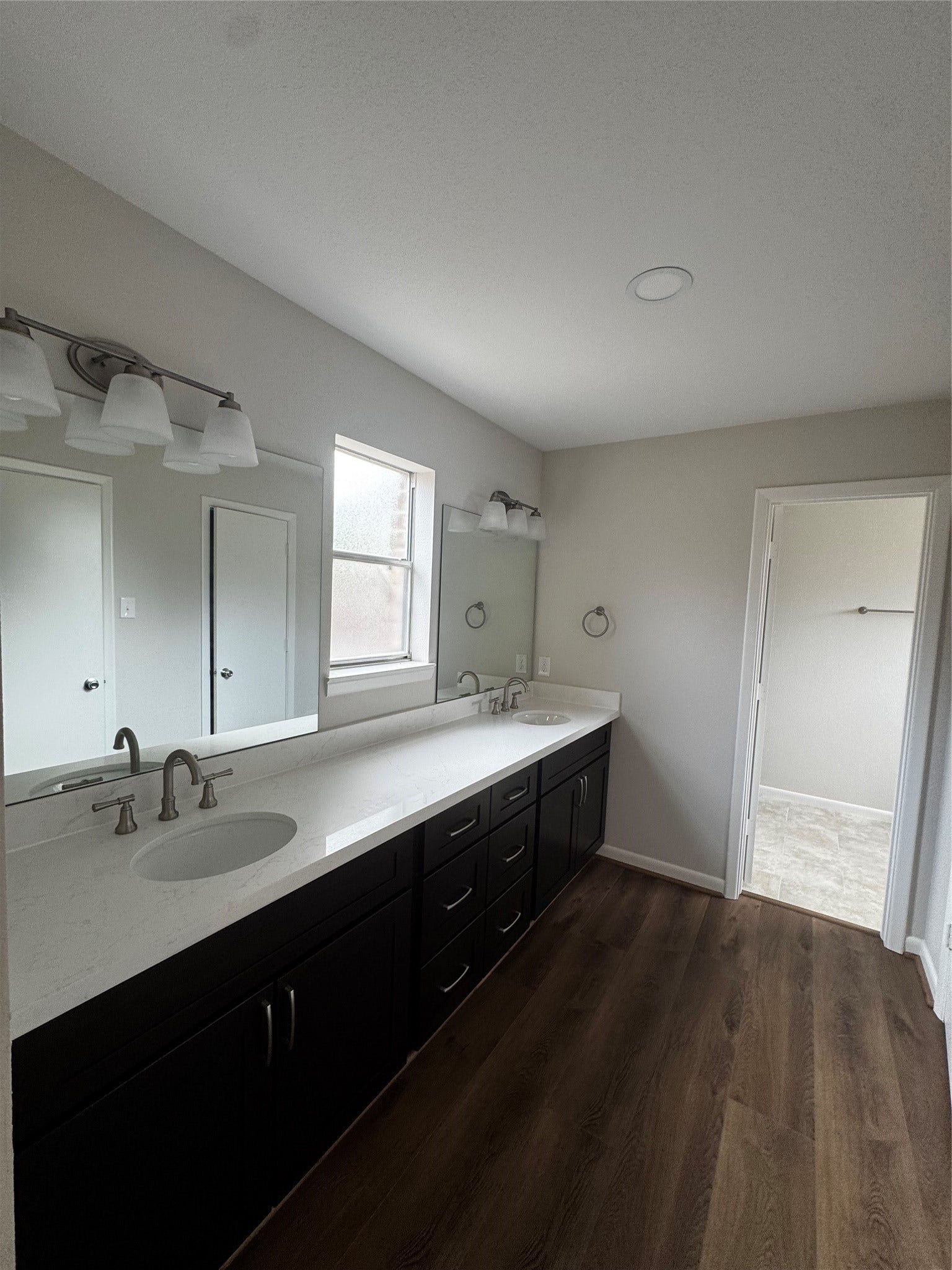 8807 Belle Glen Drive, Houston, TX 77099 8807 Belle Glen Drive, Houston, TX 77099