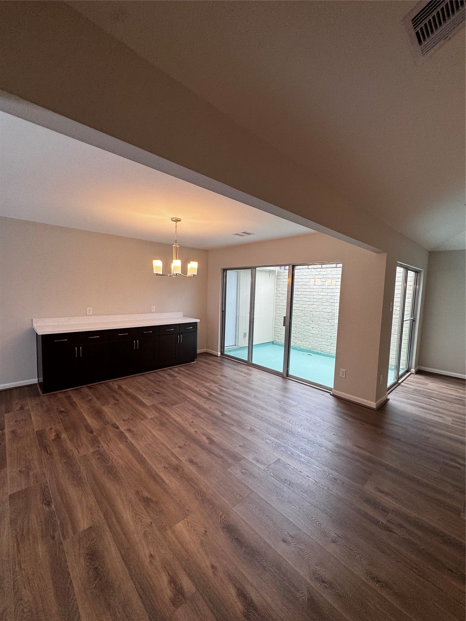 8807 Belle Glen Drive, Houston, TX 77099 8807 Belle Glen Drive, Houston, TX 77099