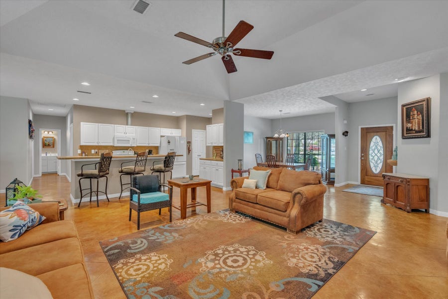 Property photo for 3015 Fitzgerald Drive, Montgomery, TX