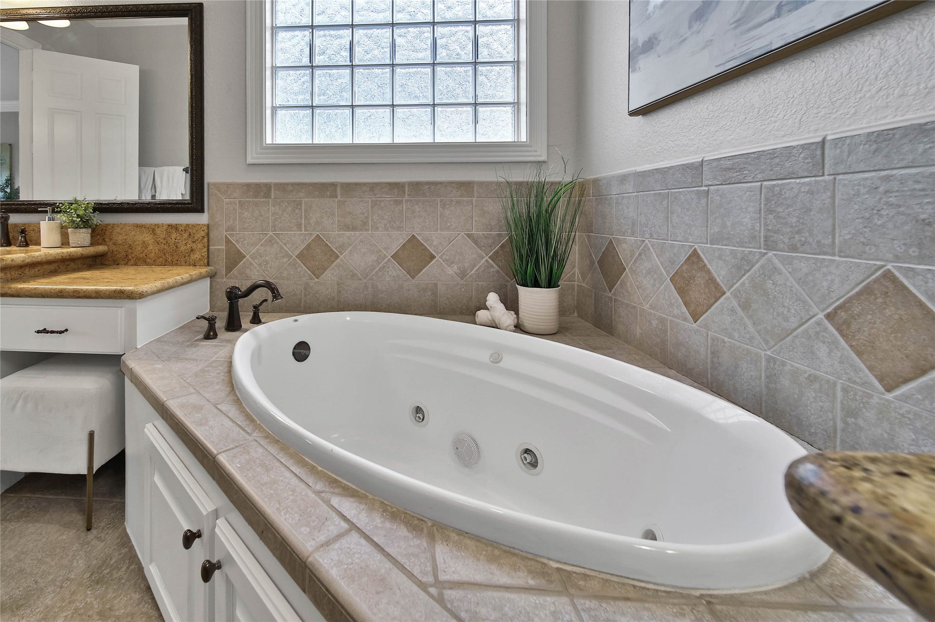 12320 White Oak Point, Conroe, TX 77304 12320 White Oak Point, Conroe, TX 77304