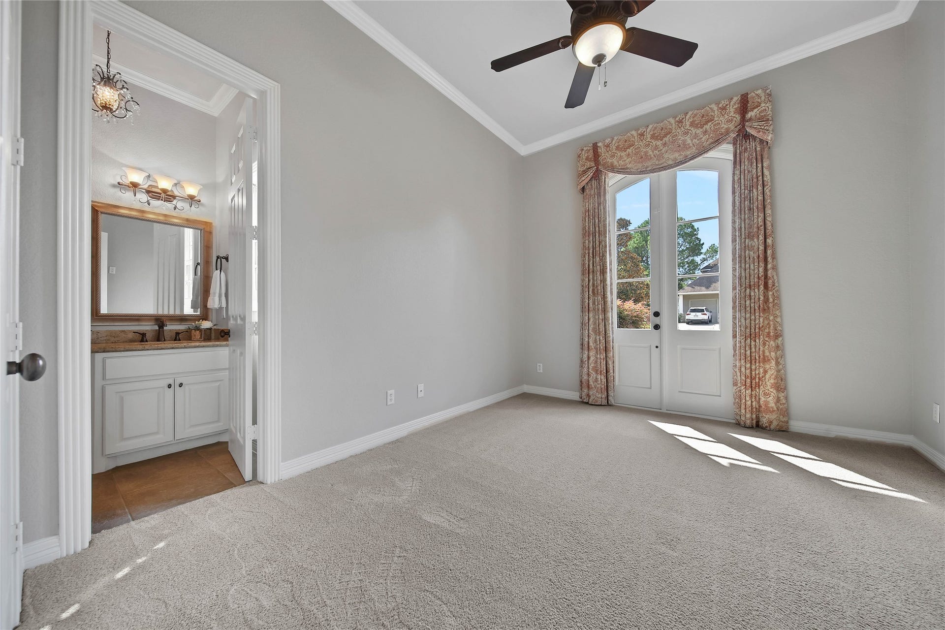 12320 White Oak Point, Conroe, TX 77304 12320 White Oak Point, Conroe, TX 77304