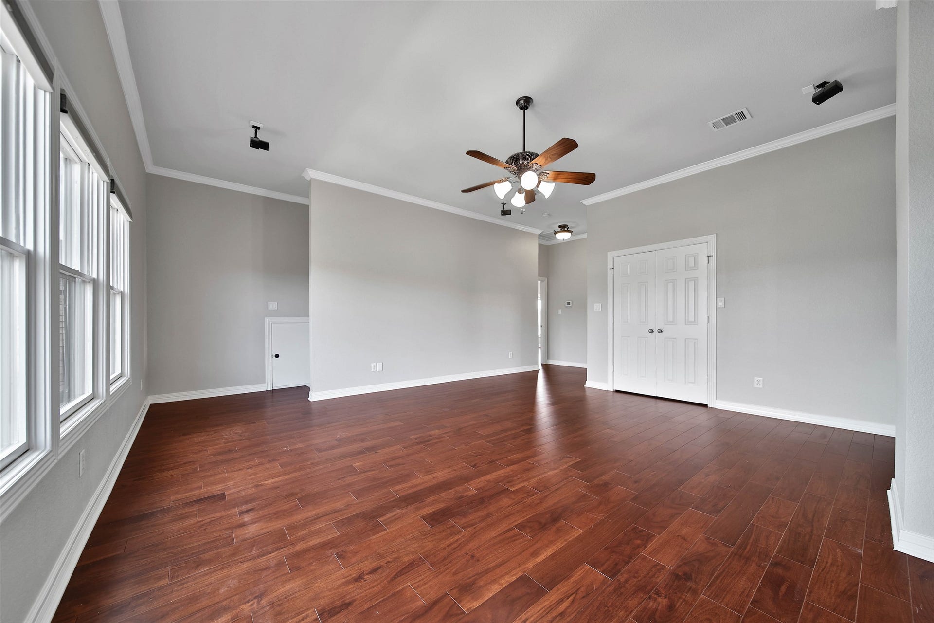 12320 White Oak Point, Conroe, TX 77304 12320 White Oak Point, Conroe, TX 77304