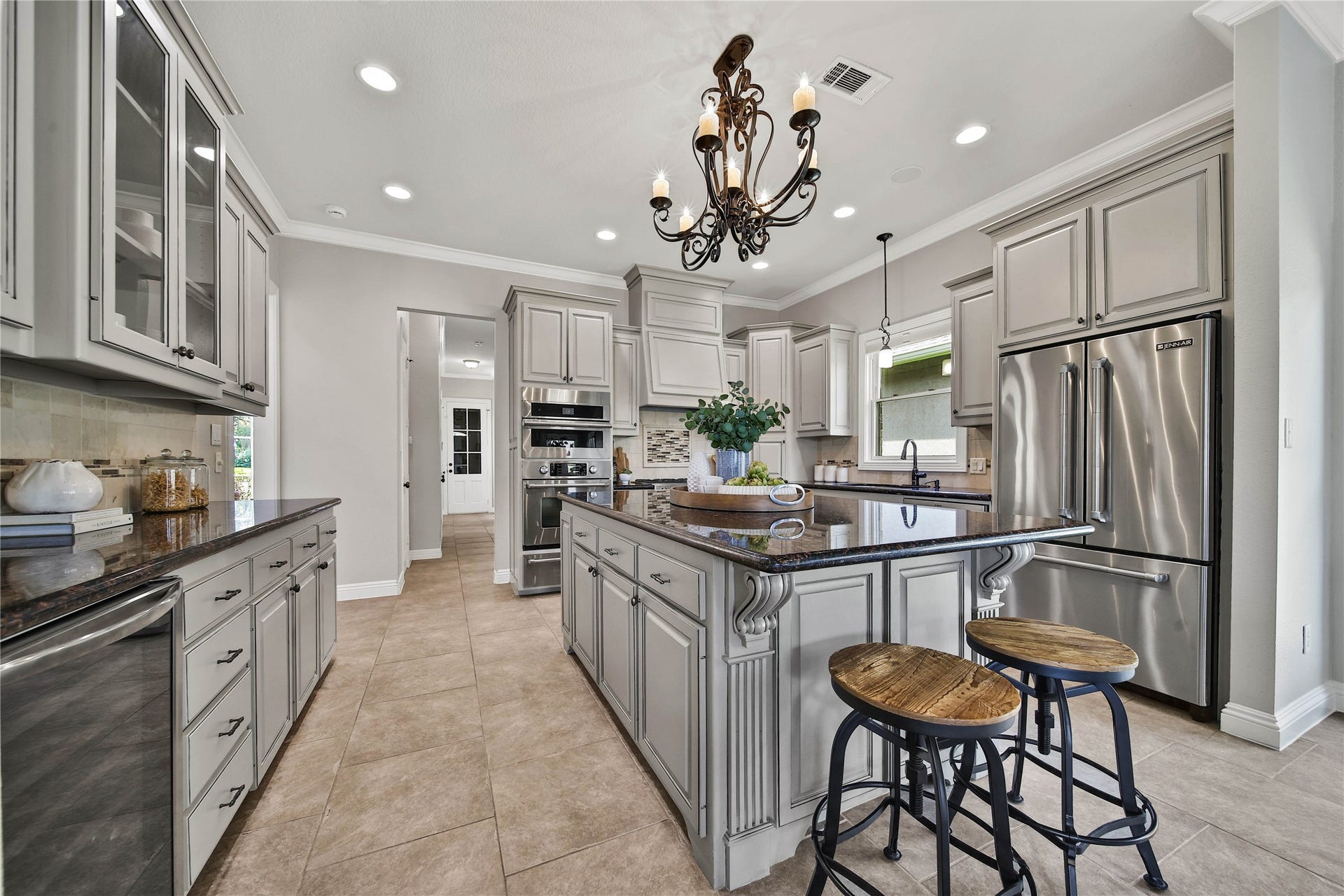 12320 White Oak Point, Conroe, TX 77304 12320 White Oak Point, Conroe, TX 77304