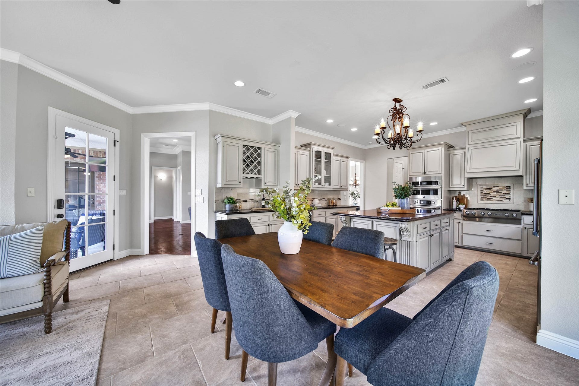 12320 White Oak Point, Conroe, TX 77304 12320 White Oak Point, Conroe, TX 77304