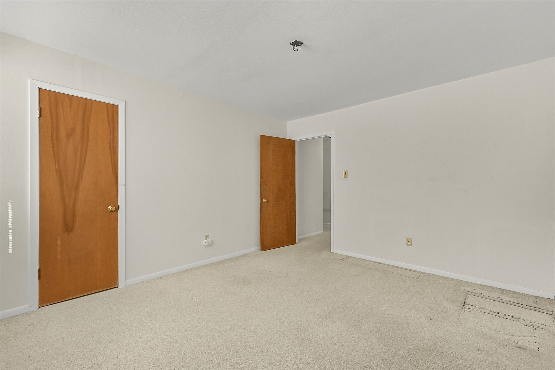 2101 Willow Dell Drive, Seabrook, TX 77586 2101 Willow Dell Drive, Seabrook, TX 77586