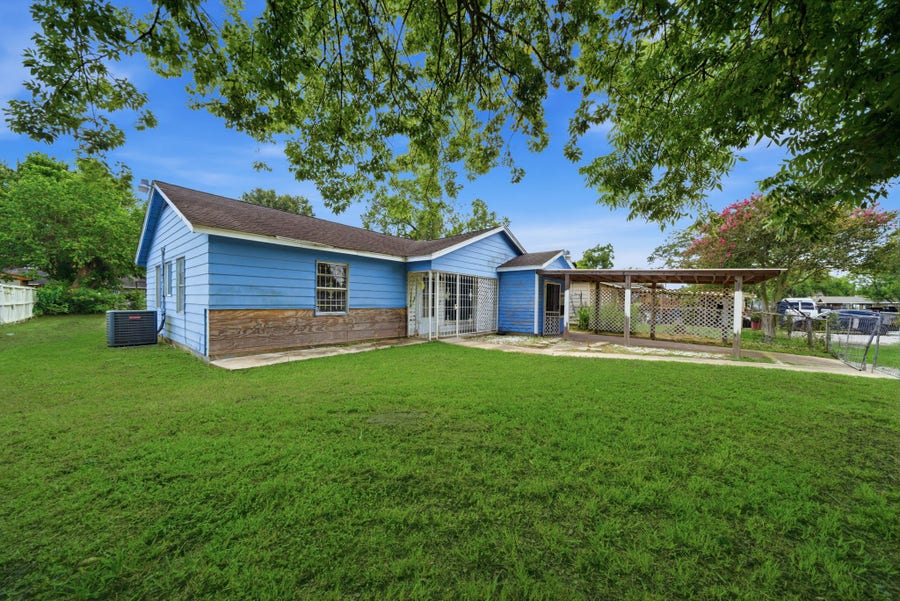 Property photo for 3010 Rosemary Lane, Houston, TX