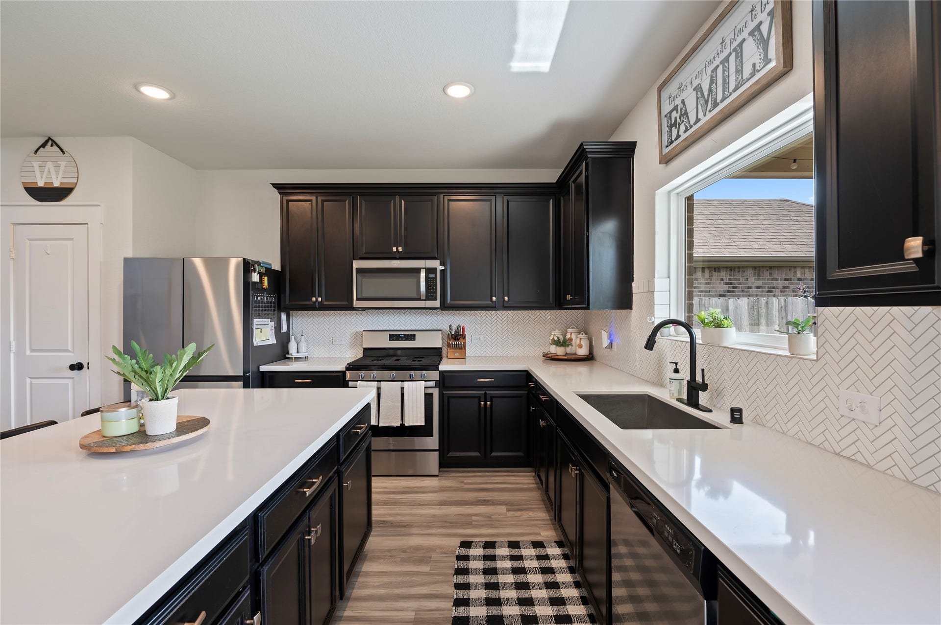 2502 Bernadino Drive, Texas City, TX 77568 2502 Bernadino Drive, Texas City, TX 77568