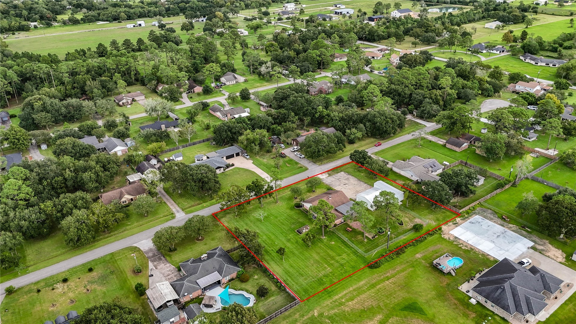 12315 Thaman Drive, Dickinson, TX 77539 Buyer to verify dimensions