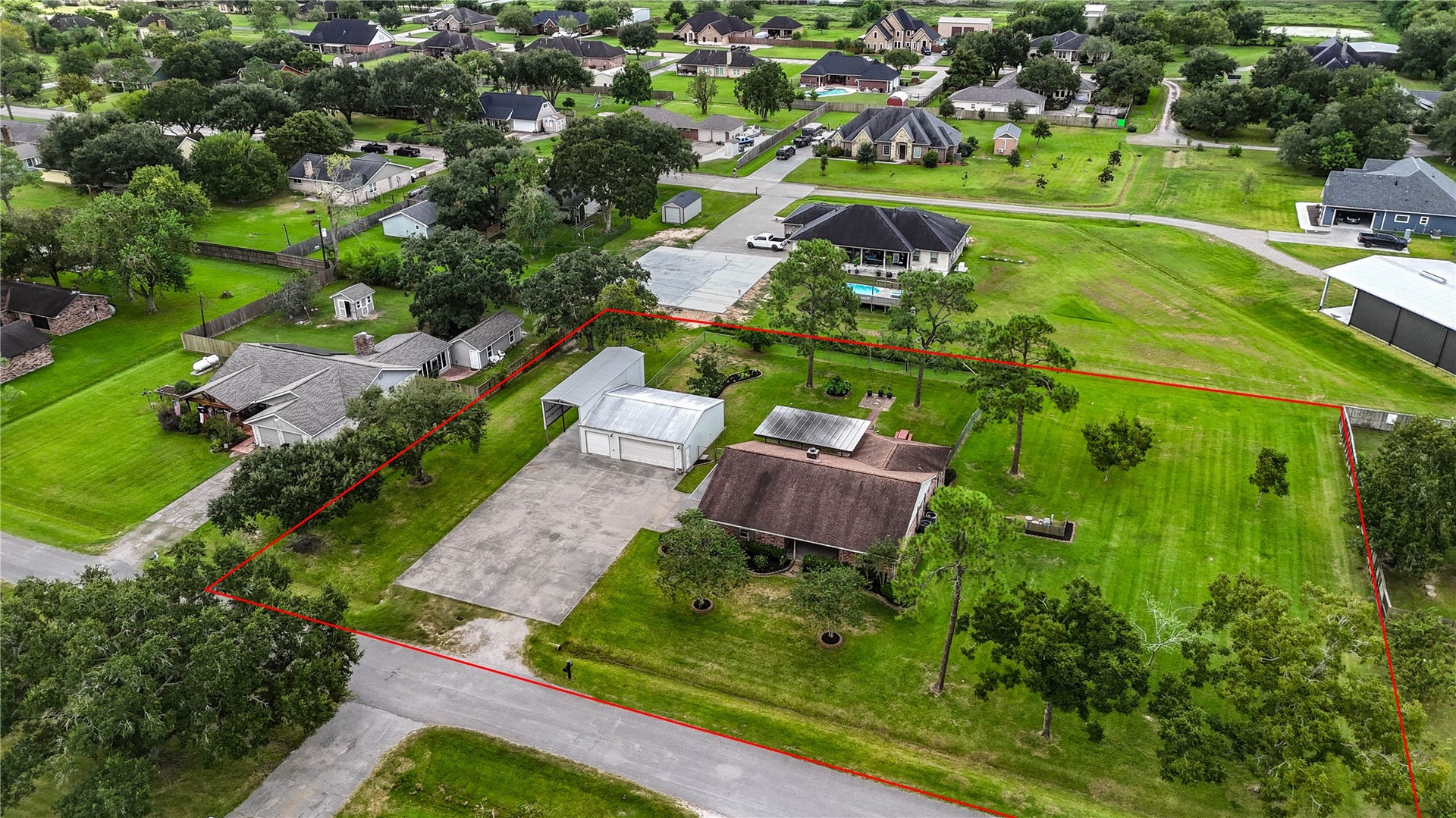 12315 Thaman Drive, Dickinson, TX 77539 Buyer to verify dimensions