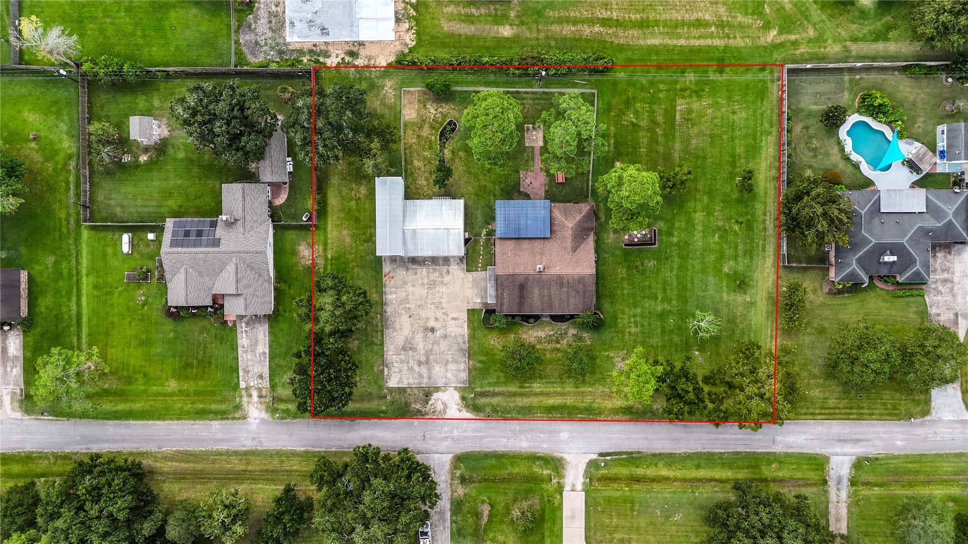 12315 Thaman Drive, Dickinson, TX 77539 Buyer to verify dimensions