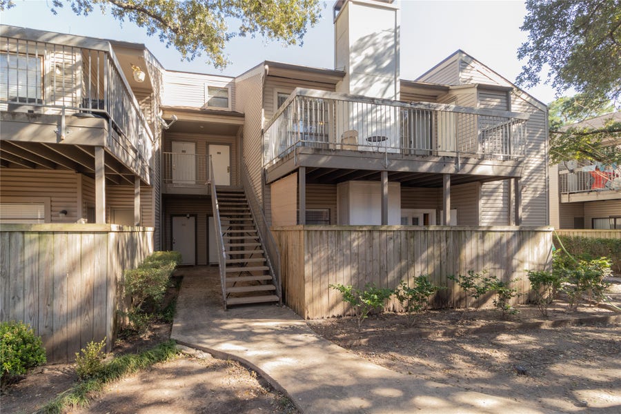 Property photo for 9707 Richmond Avenue, #134, Houston, TX