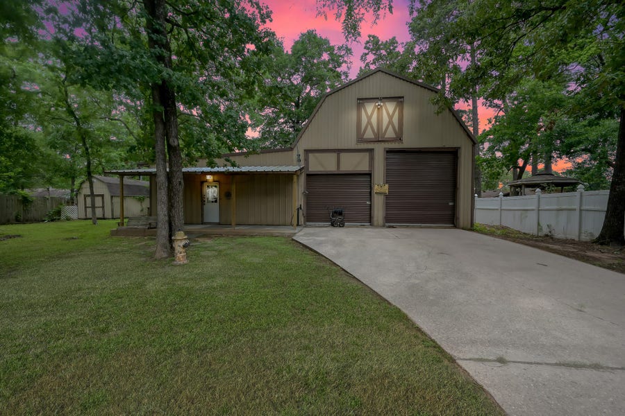Property photo for 403 Spring Woods Drive, Spring, TX