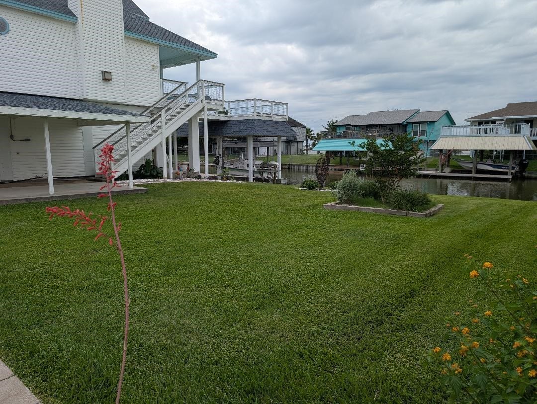 6 North Flamingo, La Marque, TX 77568 6 North Flamingo, La Marque, TX 77568