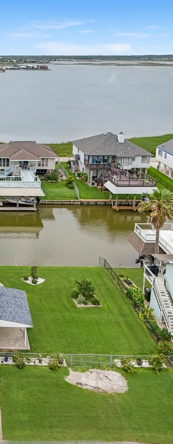 6 North Flamingo, La Marque, TX 77568 6 North Flamingo, La Marque, TX 77568