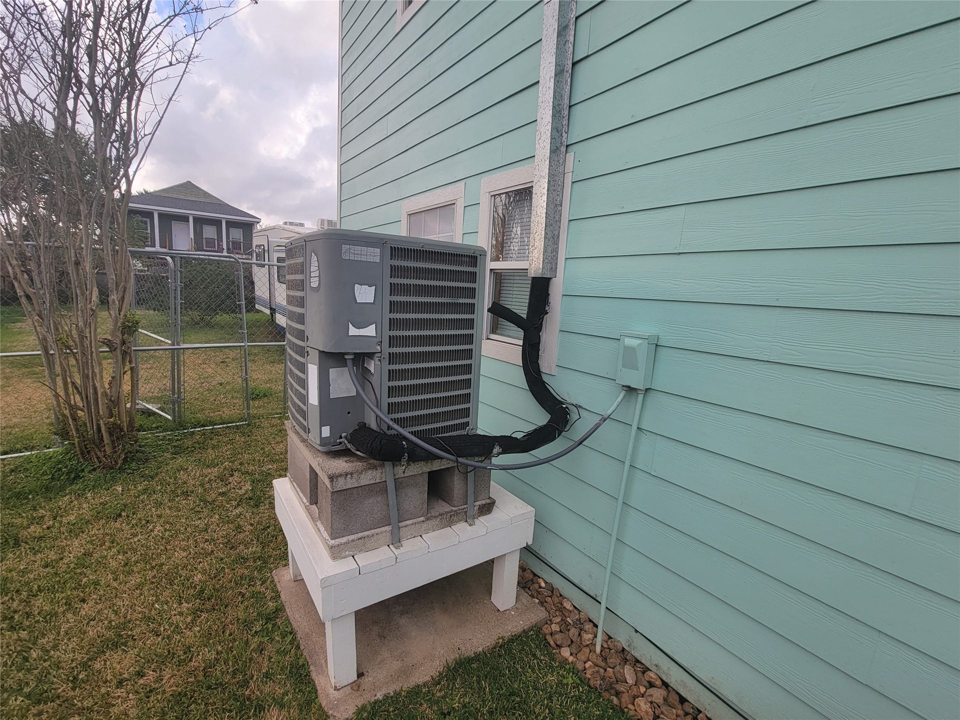 1010 22nd Street, San Leon, TX 77539 Outside AC unit for upstairs