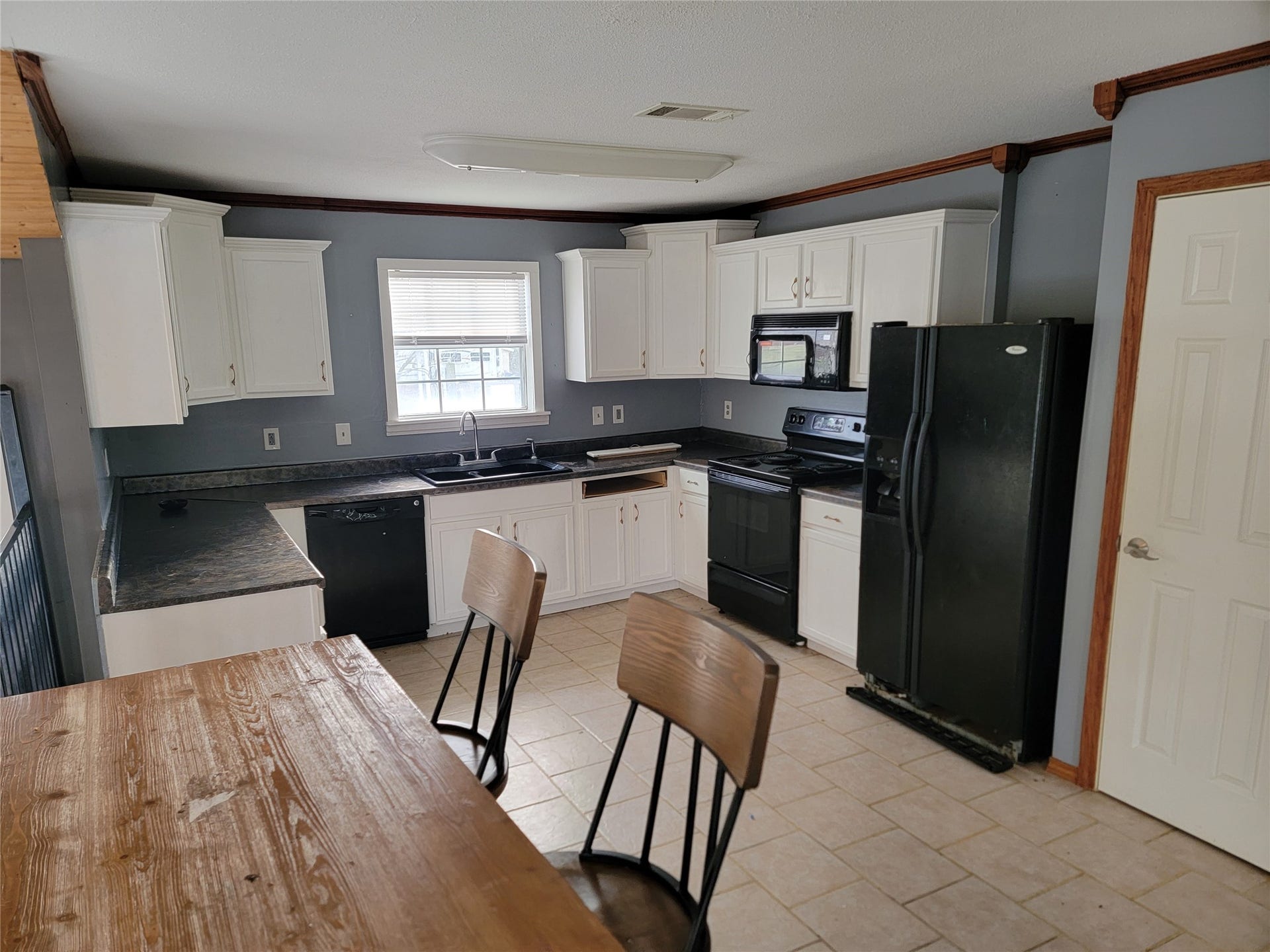 1010 22nd Street, San Leon, TX 77539 Kitchen