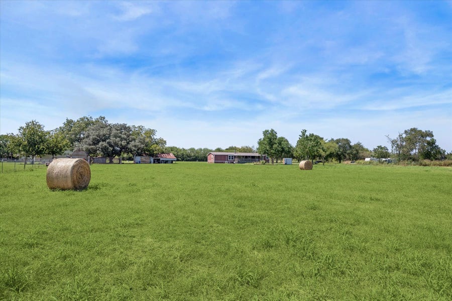 Property photo for 38118 Klaus Ln Road, Pattison, TX