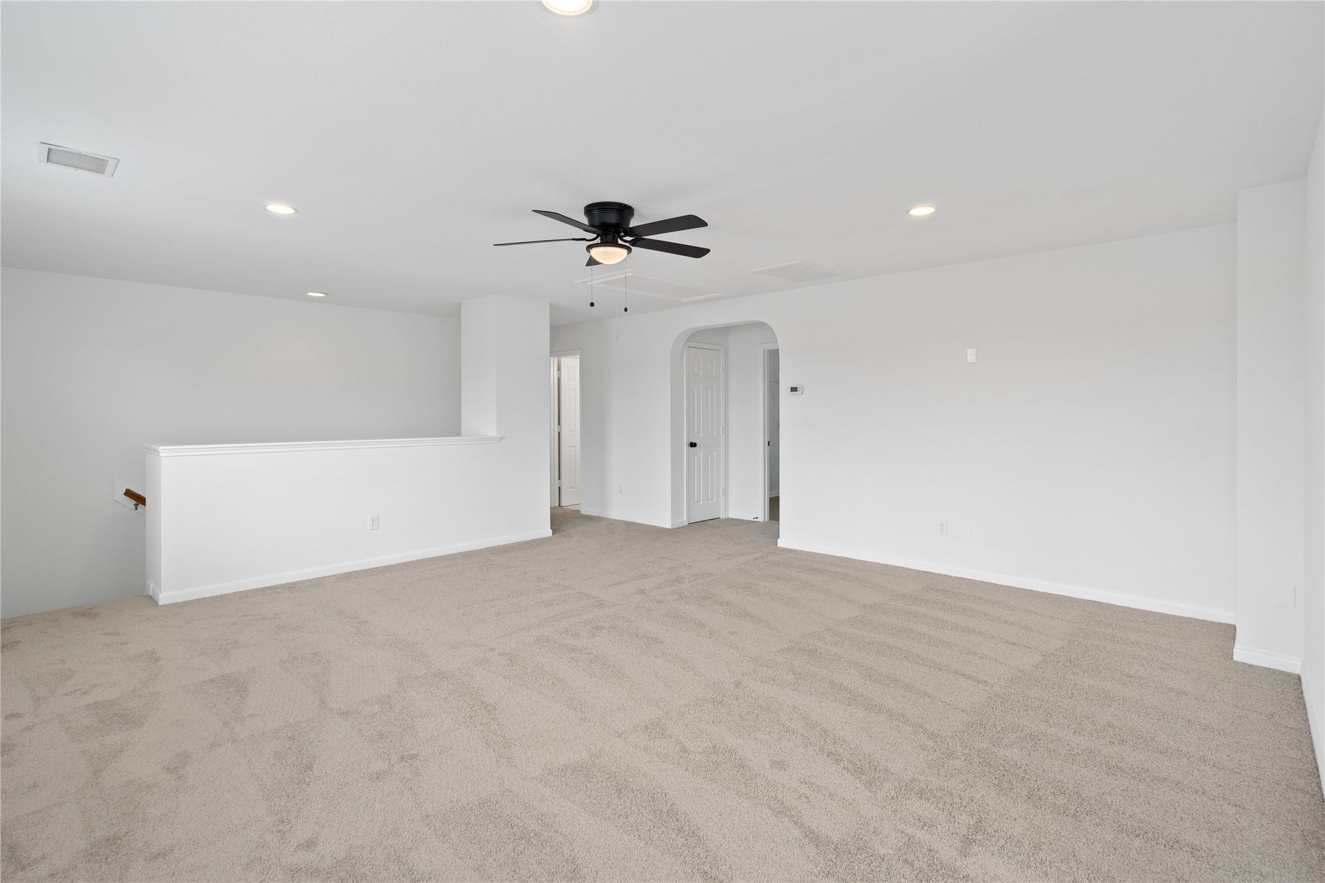 21611 Manitou Falls Lane, Katy, TX 77449 Game Room / Flex Space Alternate view emphasizes the open layout, generous floor area, recessed lighting, and convenient connection to the surrounding upstairs rooms.