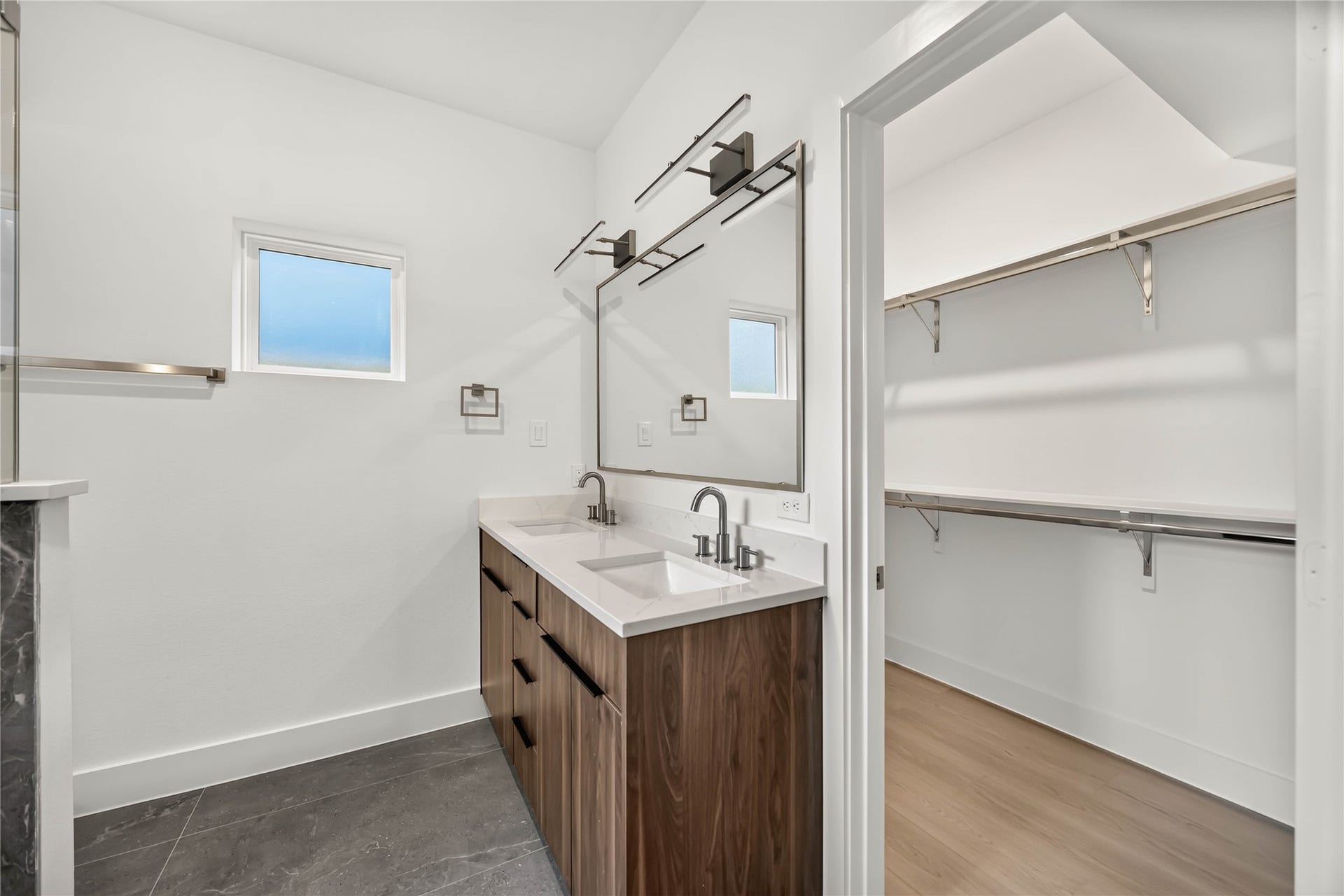 961 Ringold Street, #A/B, Houston, TX 77088