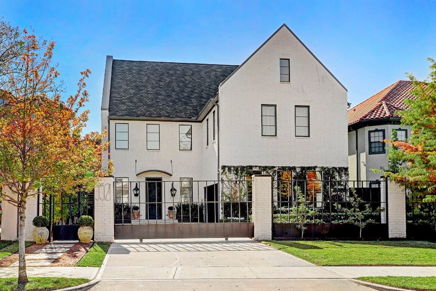 Property photo for 5521 Fairdale Lane, Houston, TX