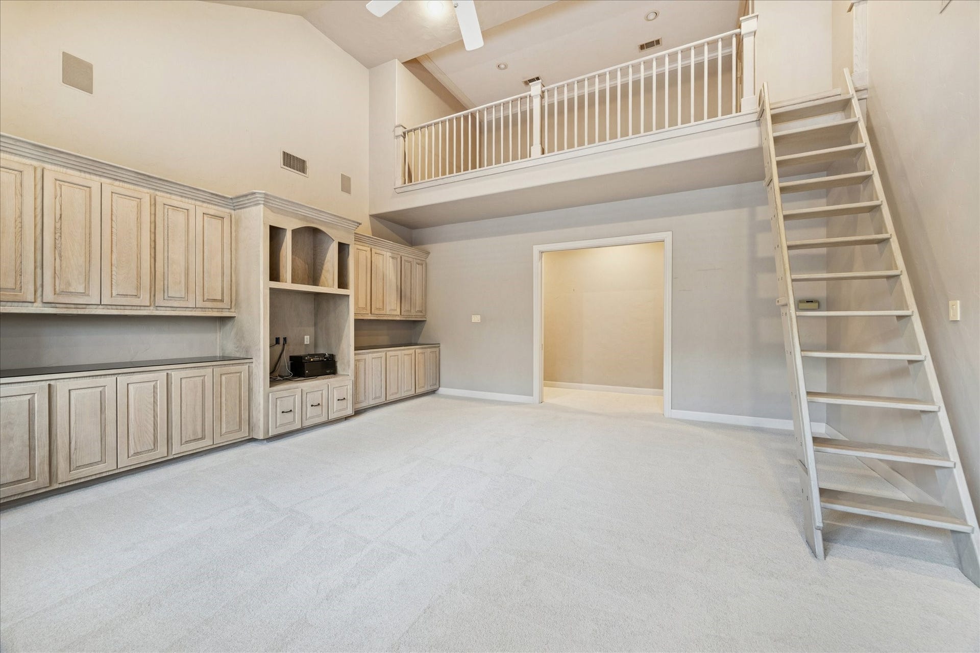 31 Enchanted Woods Drive, Kingwood, TX 77339