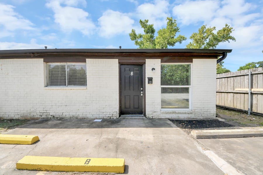 Property photo for 1736 Crestdale Drive, #8, Houston, TX