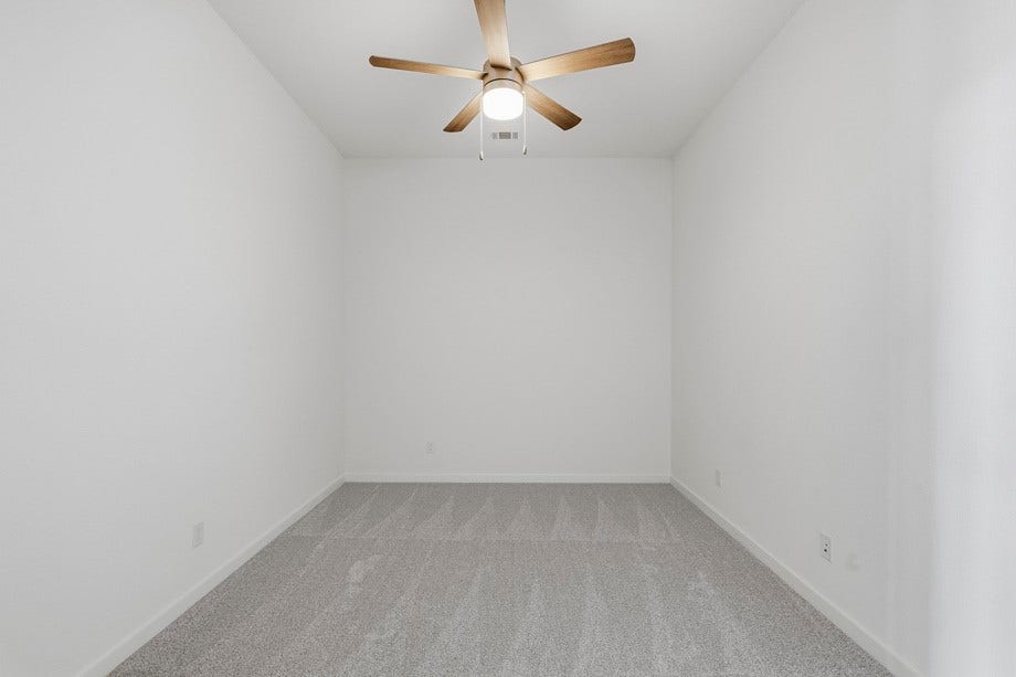 6430 Mahogany Branch Trail, Manvel, TX 77578 Entertainment Room is a perfect for watching the big game.