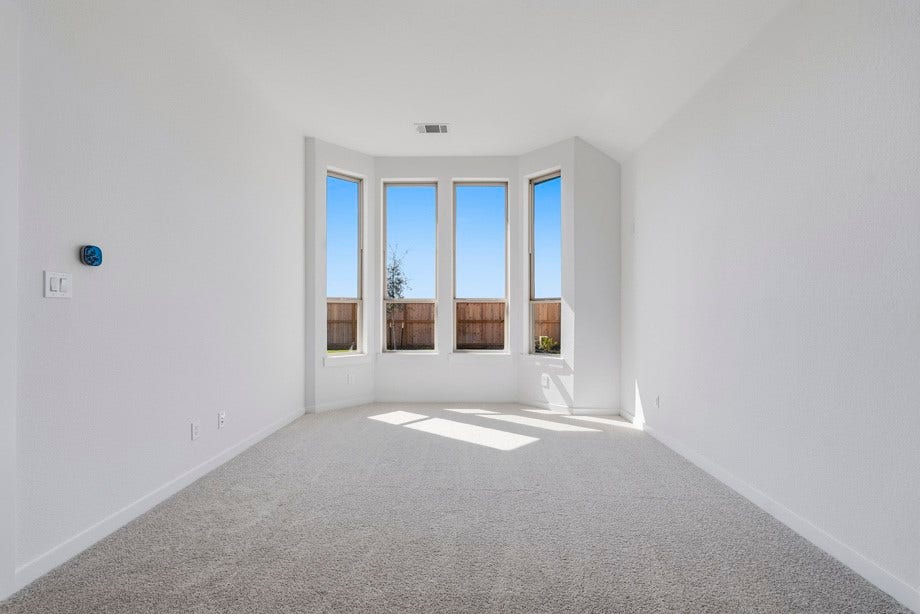 6430 Mahogany Branch Trail, Manvel, TX 77578 Bay window in the Primary provides extra space for sitting area.