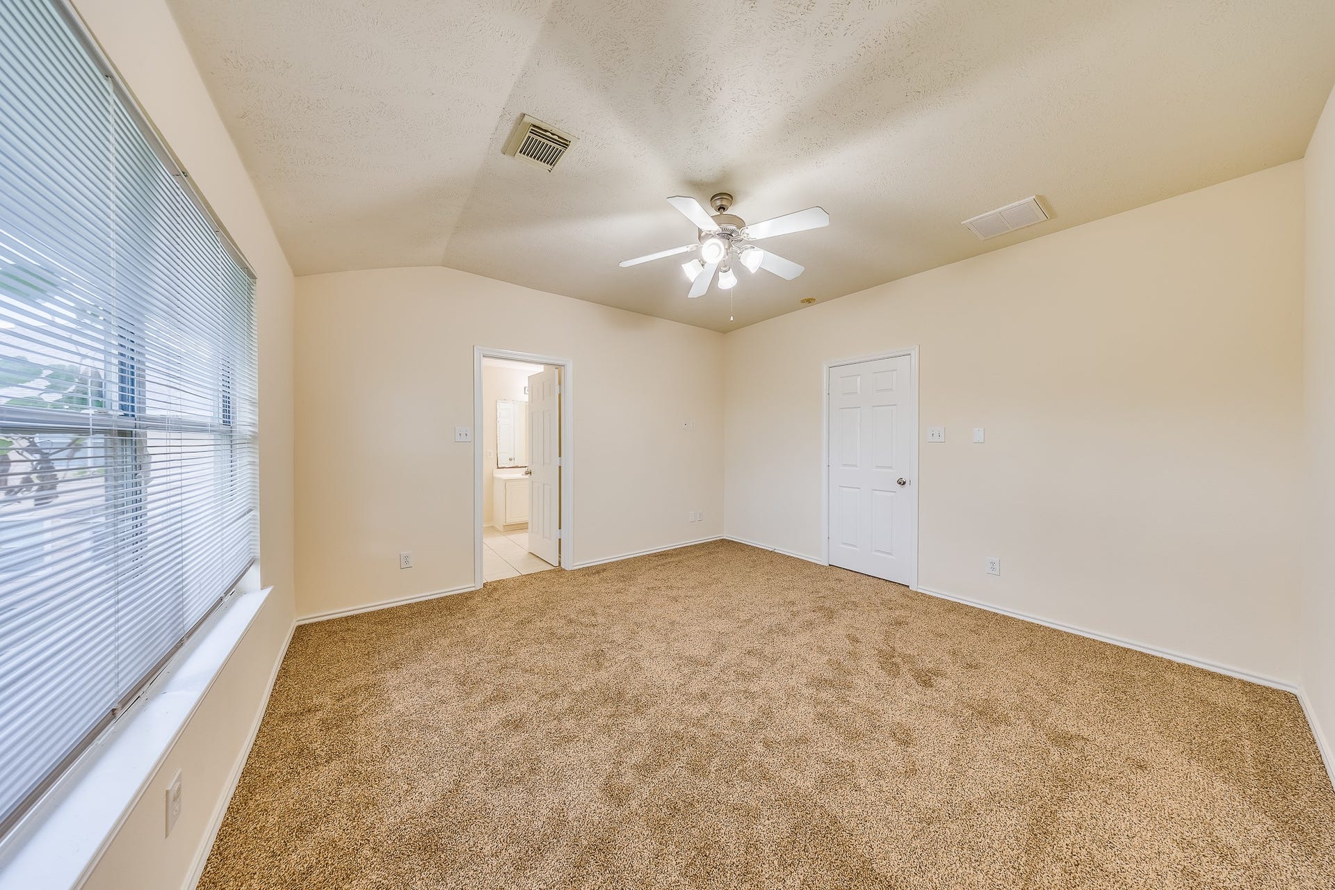 3338 Atherton Canyon Lane, Houston, TX 77014 3338 Atherton Canyon Lane, Houston, TX 77014