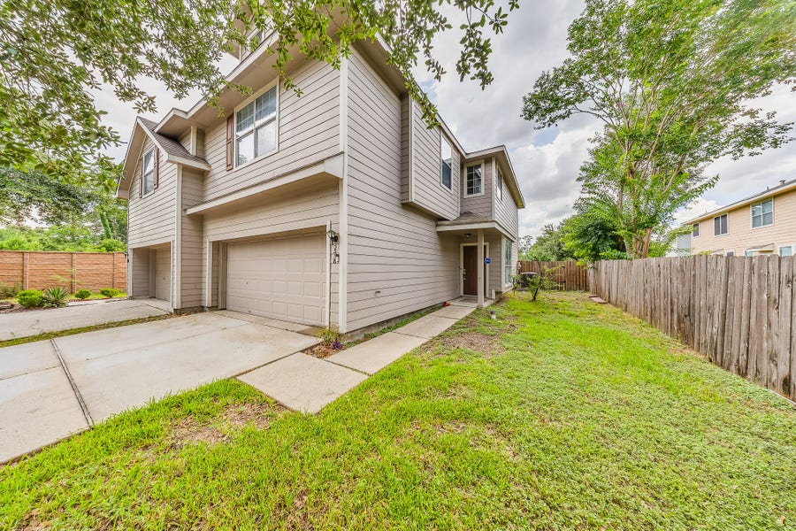 Property photo for 3338 Atherton Canyon Lane, Houston, TX
