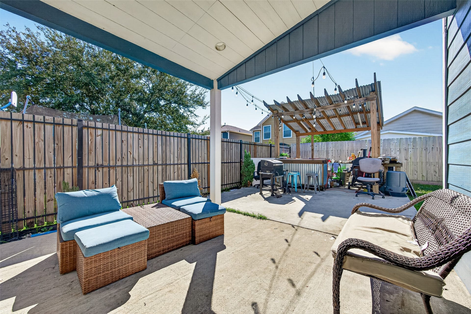 10014 Victoria Falls Lane, Houston, TX 77075 10014 Victoria Falls Lane, Houston, TX 77075