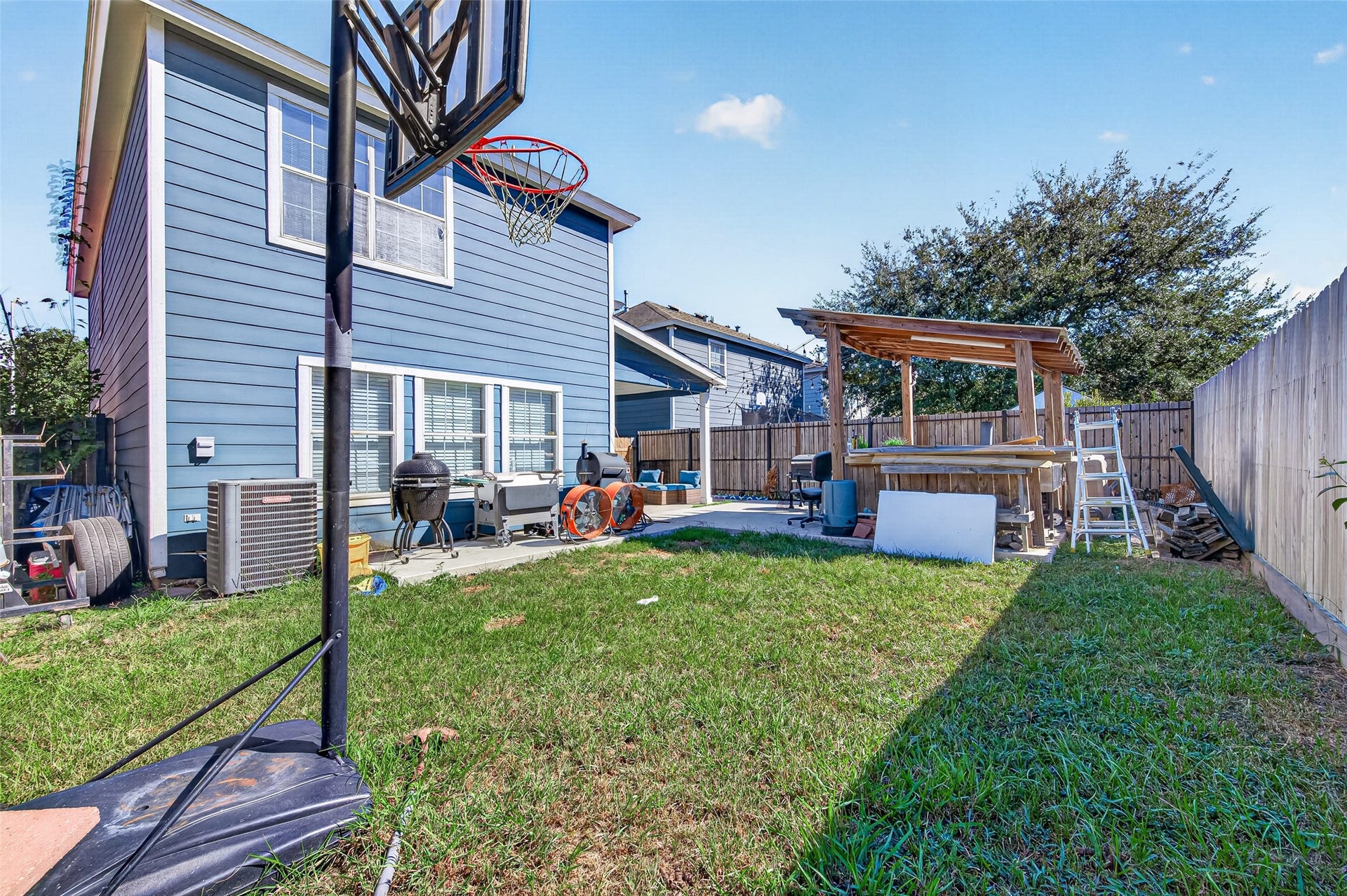 10014 Victoria Falls Lane, Houston, TX 77075 10014 Victoria Falls Lane, Houston, TX 77075